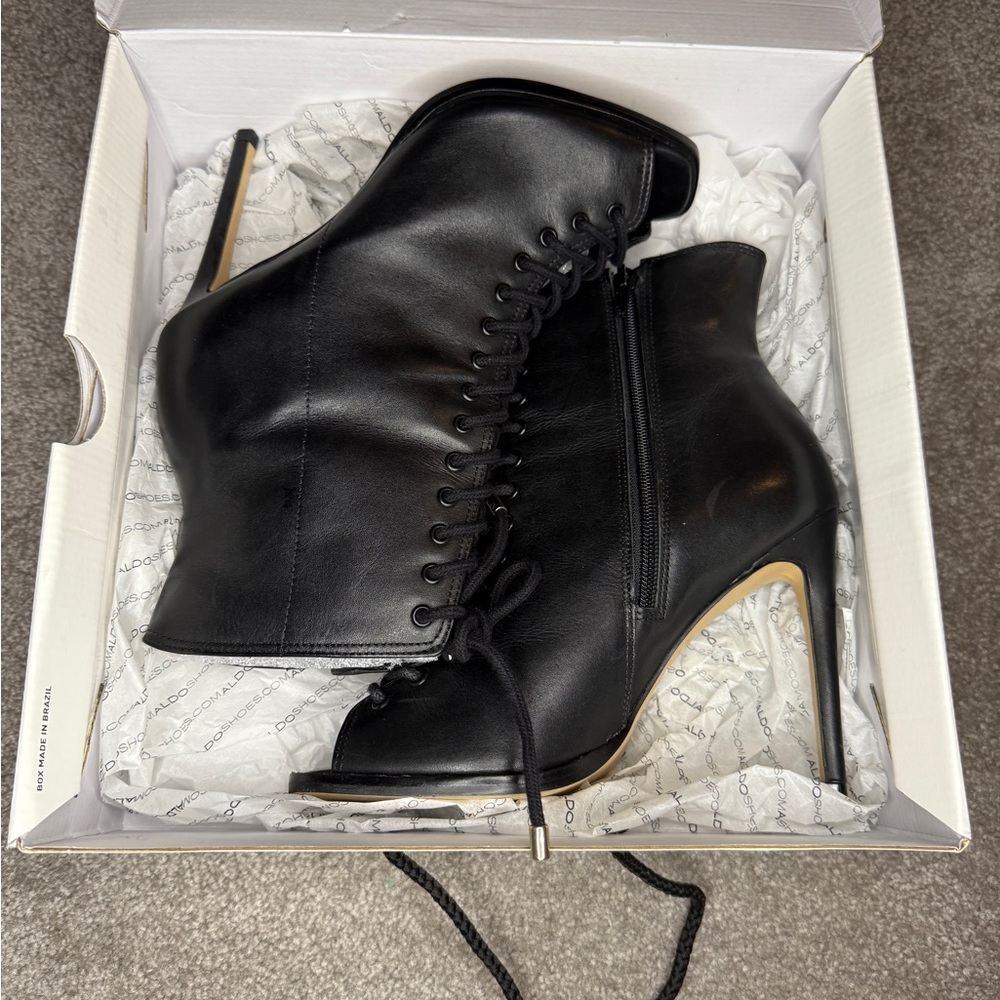 ALDO Black Lace-Up Women's Boots Open Toe
